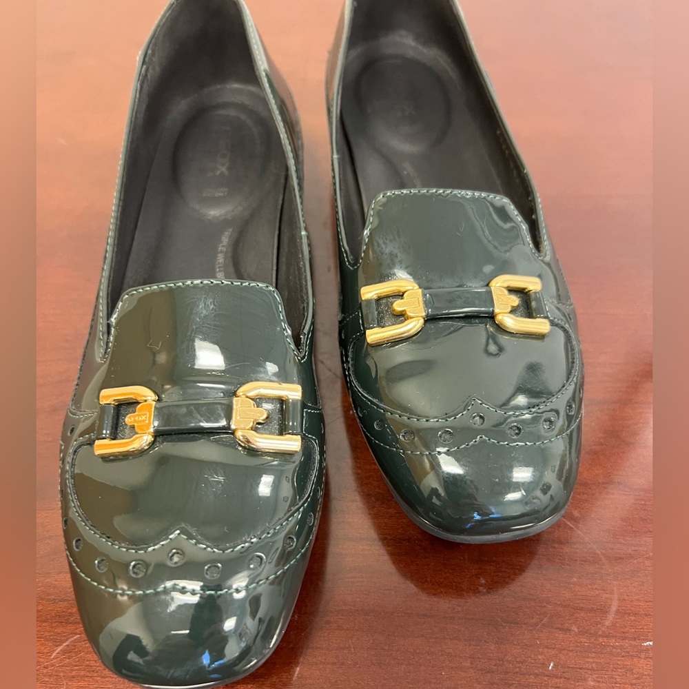 GEOX Respina forest green shiny patent leather loafers.